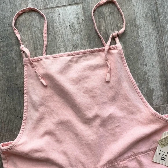 π₯π₯BILLABONG - SALT PLAYSUITπ₯π₯ - Picture 10 of 10